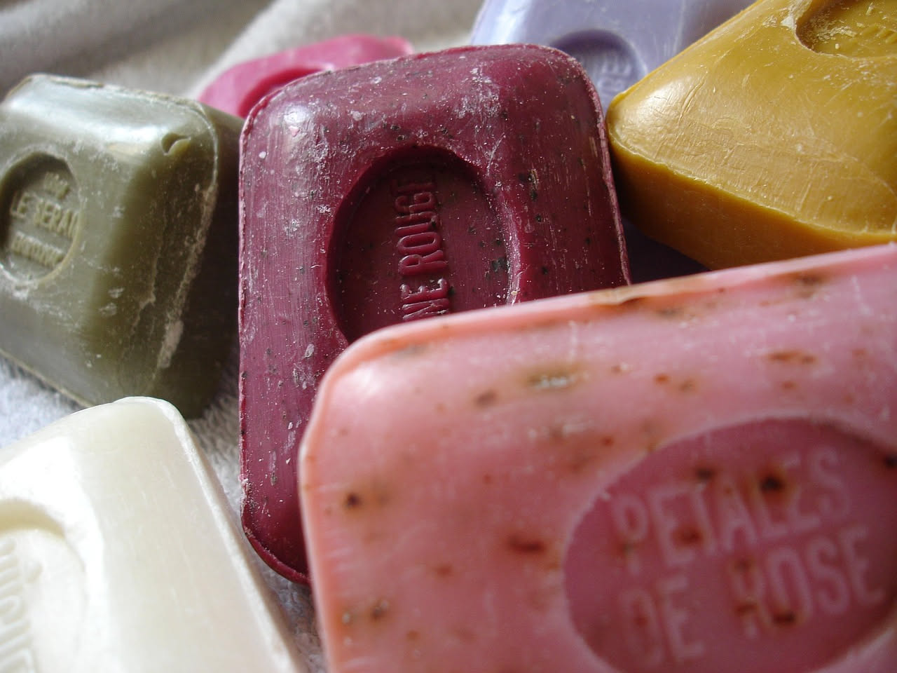 Sapone in pezzi piccoli: come usarlo prima di buttarlo